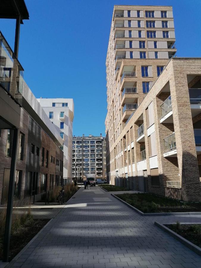 Bartine - Modern And Spacious Flat Near The Sea, Free Parking Space オステンド エクステリア 写真