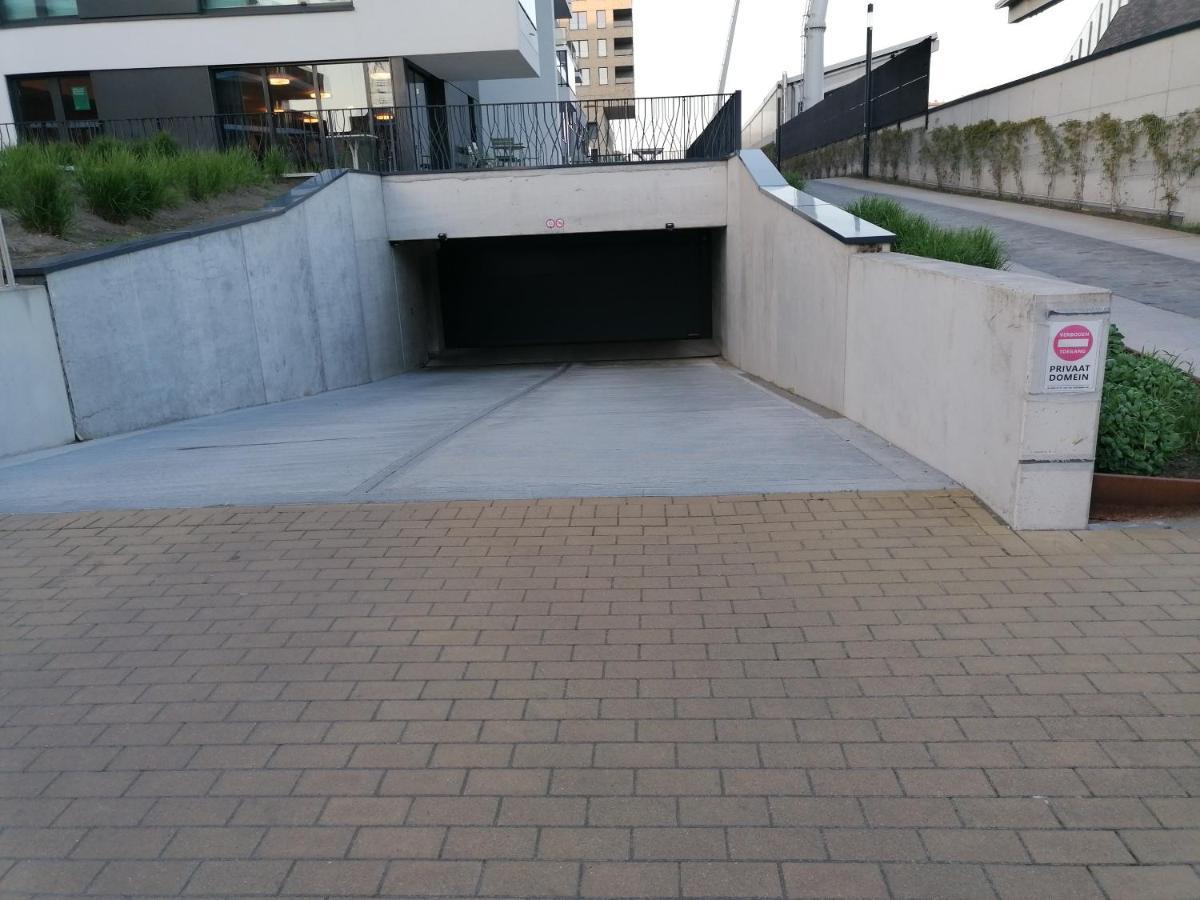 Bartine - Modern And Spacious Flat Near The Sea, Free Parking Space オステンド エクステリア 写真