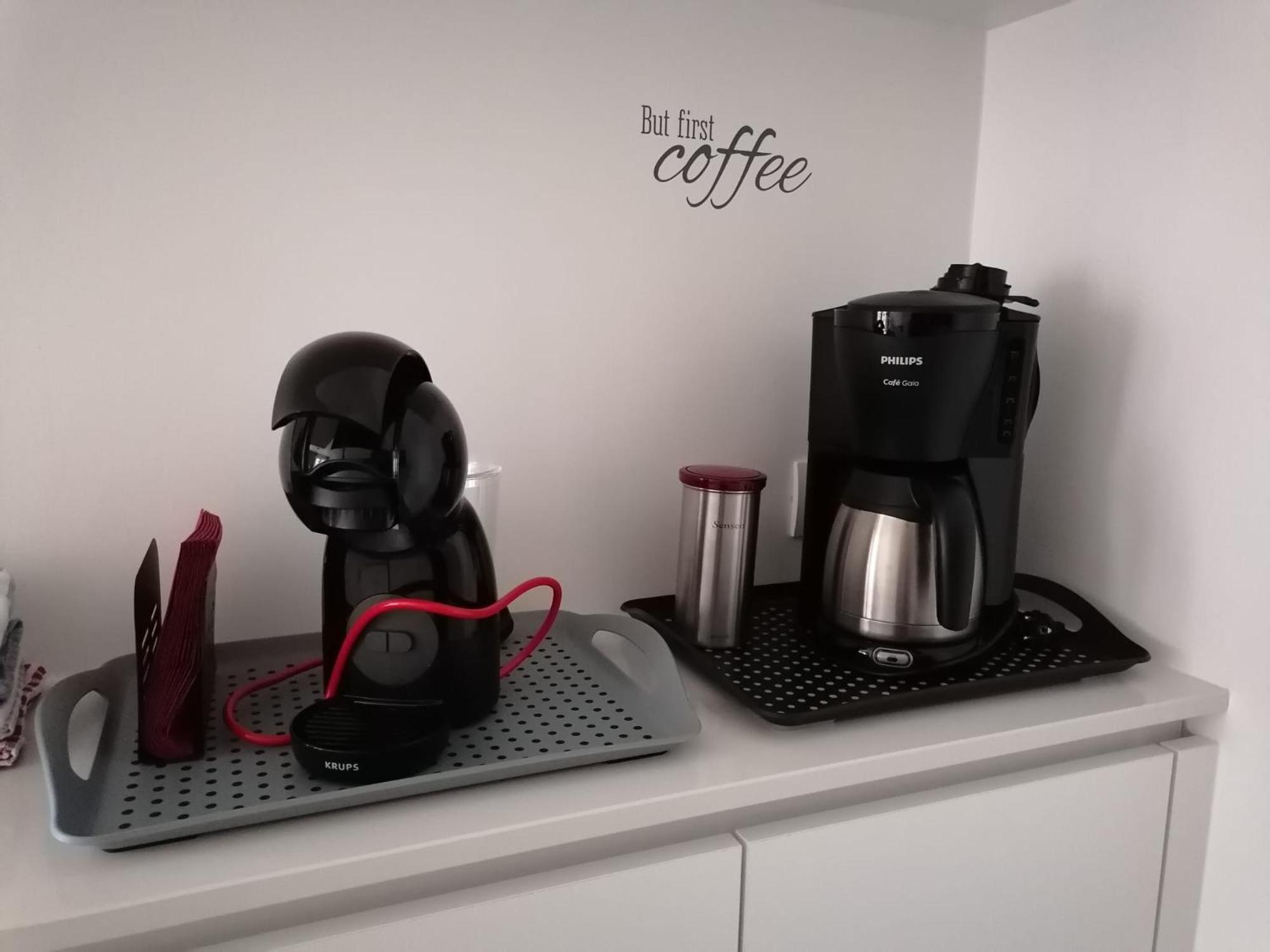 Bartine - Modern And Spacious Flat Near The Sea, Free Parking Space オステンド エクステリア 写真