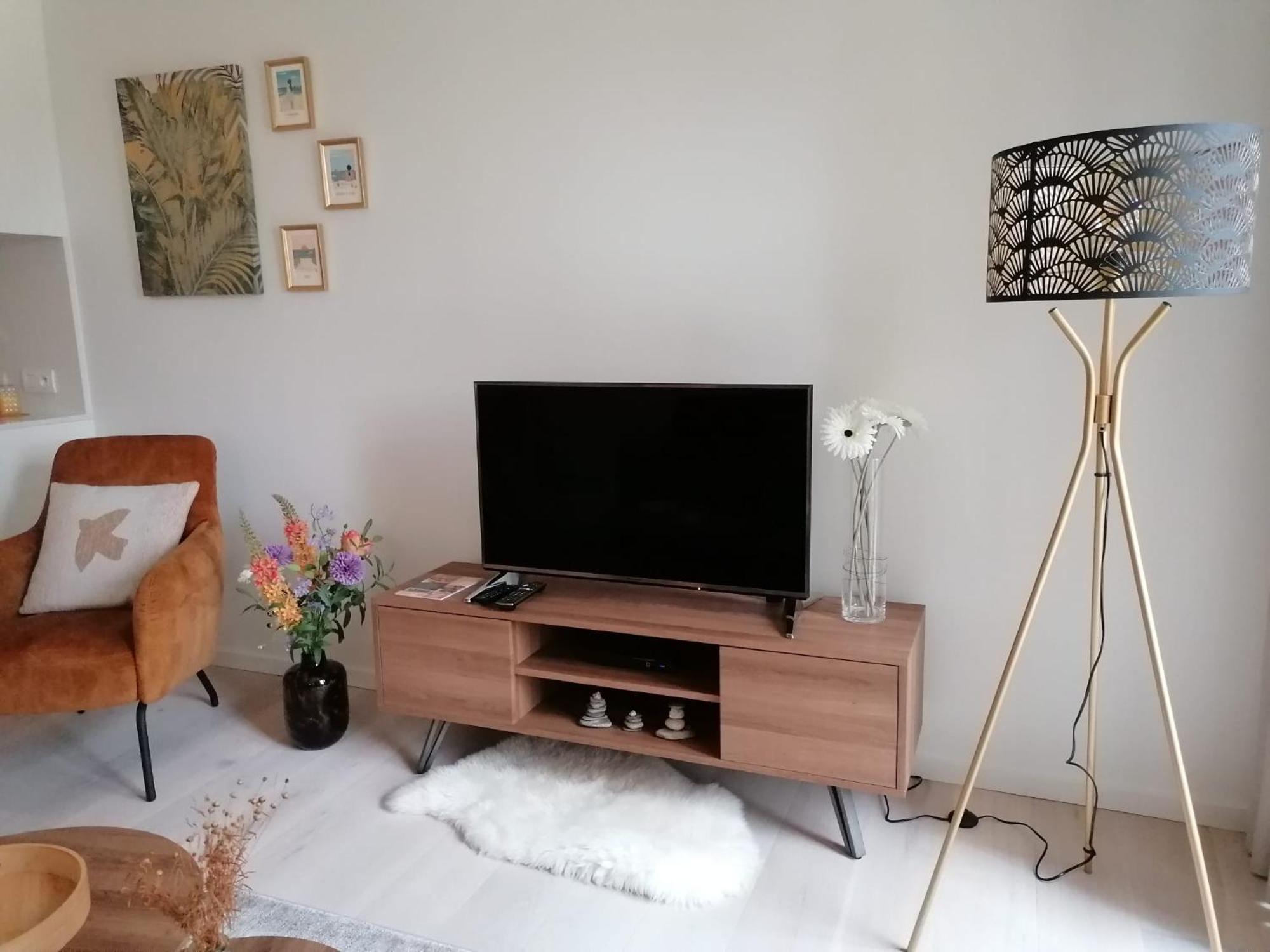 Bartine - Modern And Spacious Flat Near The Sea, Free Parking Space オステンド エクステリア 写真